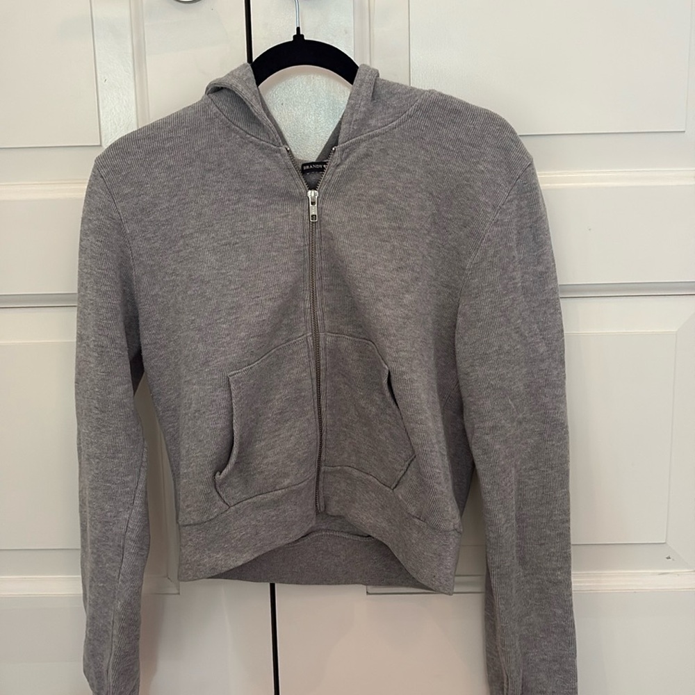 Brandy Melville Cropped Grey zip up hoodie sweatshirt